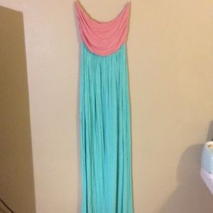 Maxi dress